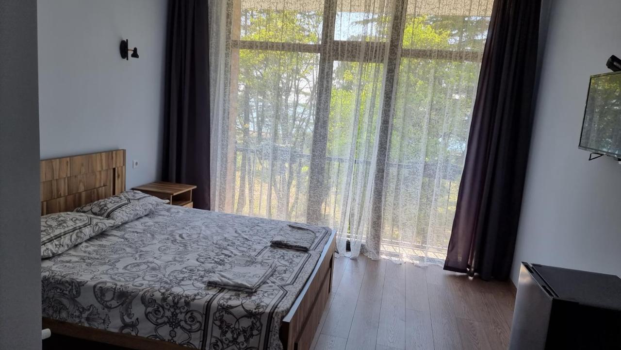 French Hotel Кобулети Экстерьер фото